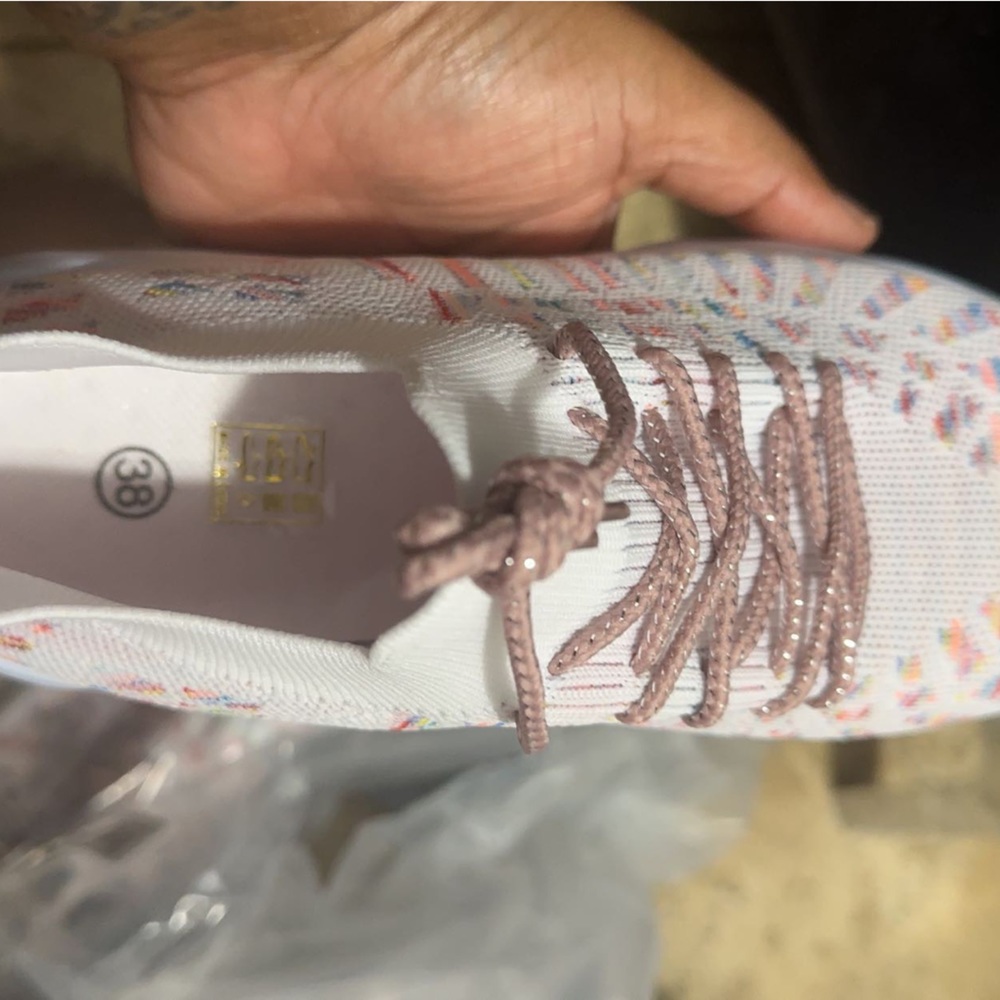 KHAKI SHEIN ATHLETIC